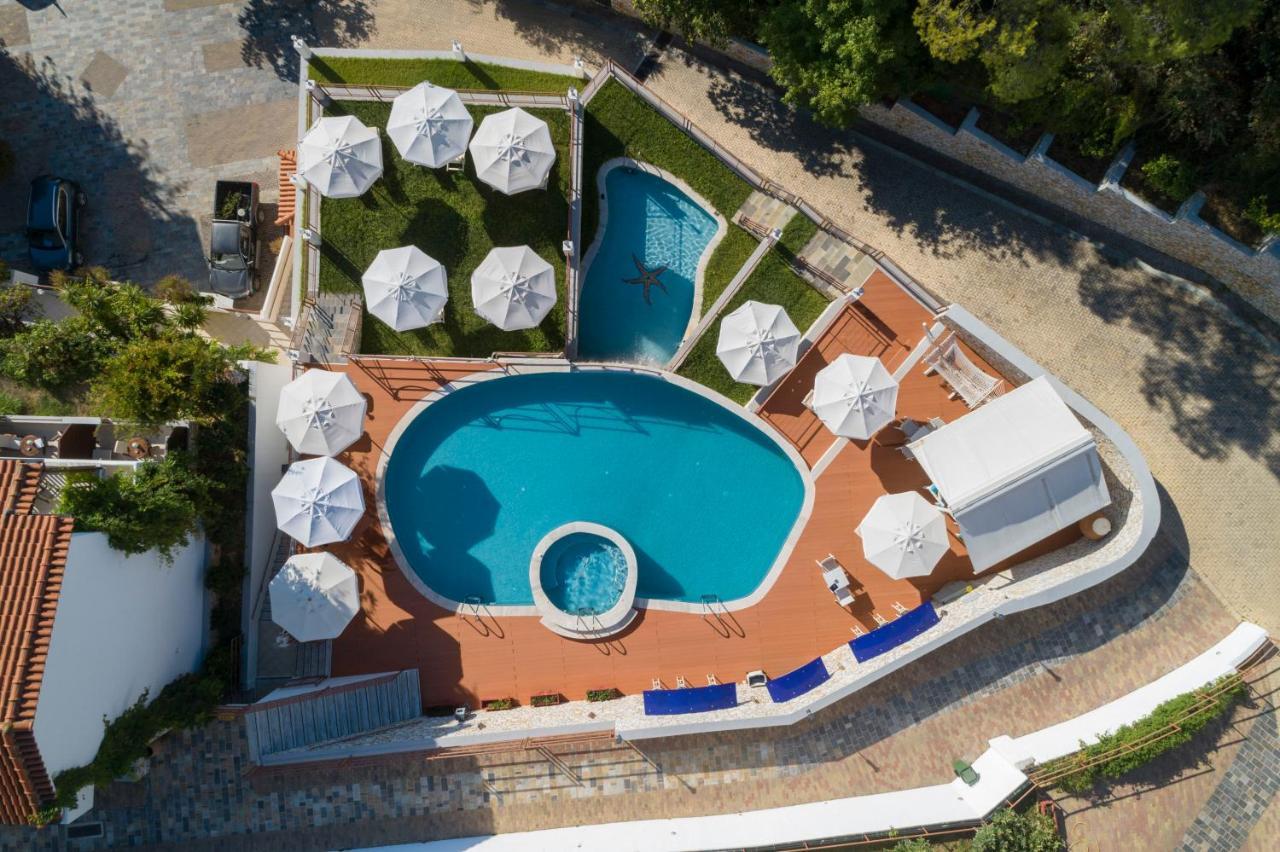 Magic Hotel อายา ปารัสเกวี ภายนอก รูปภาพ
