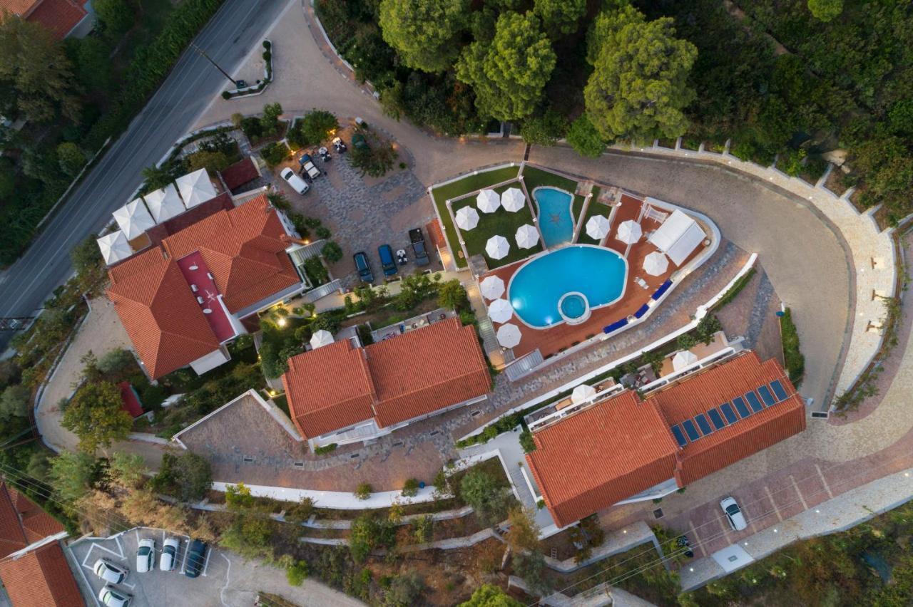 Magic Hotel อายา ปารัสเกวี ภายนอก รูปภาพ